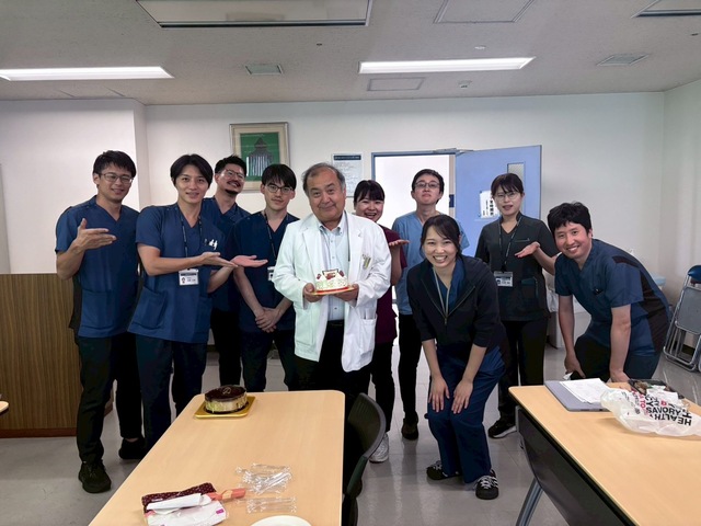 川手主任教授誕生会 川手主任教授誕生会の画像